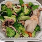 Best S11. Crispy Rice Crust Dish with Seafood (Shrimp, Fish, Squid) in Arcata, CA